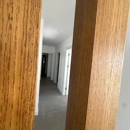 Mediterra Defne Bahce Manzarali Modern Apartamento