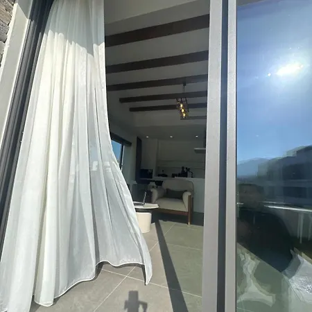 Mediterra Defne Bahce Manzarali Modern