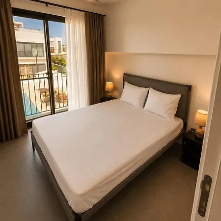 Apartament Mediterra Defne Bahce Manzarali Modern Agios Dhometios